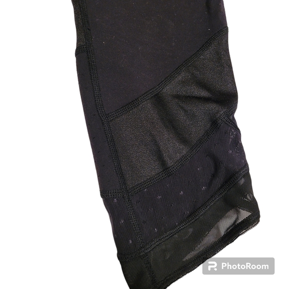 Lululemon Crop Leggings Black Size 6 - Picture 4 of 6